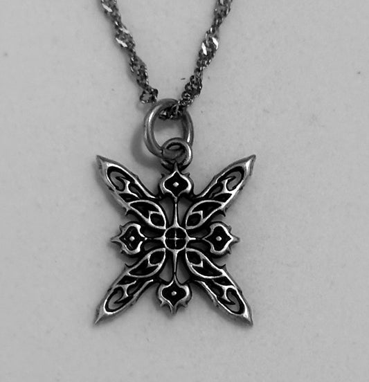 Silver Kaviani Necklace
